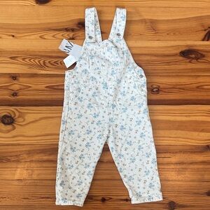 NWT Zara Kids White Overalls with Blue Floral Print size 2-3T